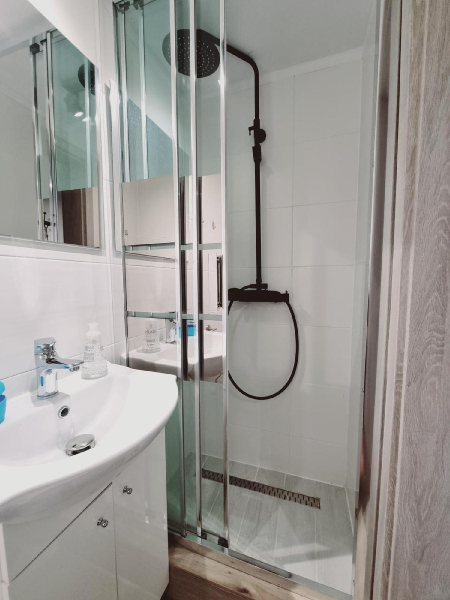 Apartament Paula Jelenia Góra Eksteriør bilde